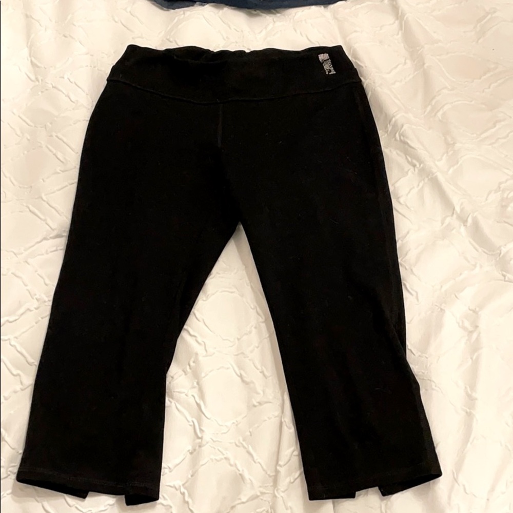 Tight workout leggings